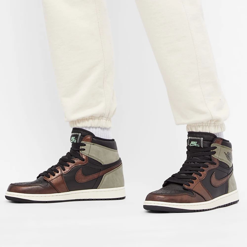 Air Jordan 1 Mid Retro Black/Light Army-Sail-Fresh Mint Men's Shoes