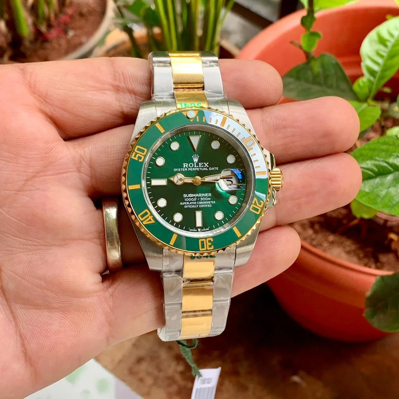 Submariner Quartz Green Color Dial Metal Men's Watch Dual Tone 116613LV
